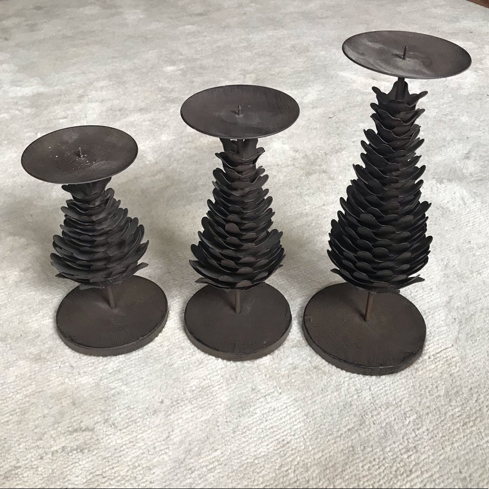 Metal pine cone candleholders
